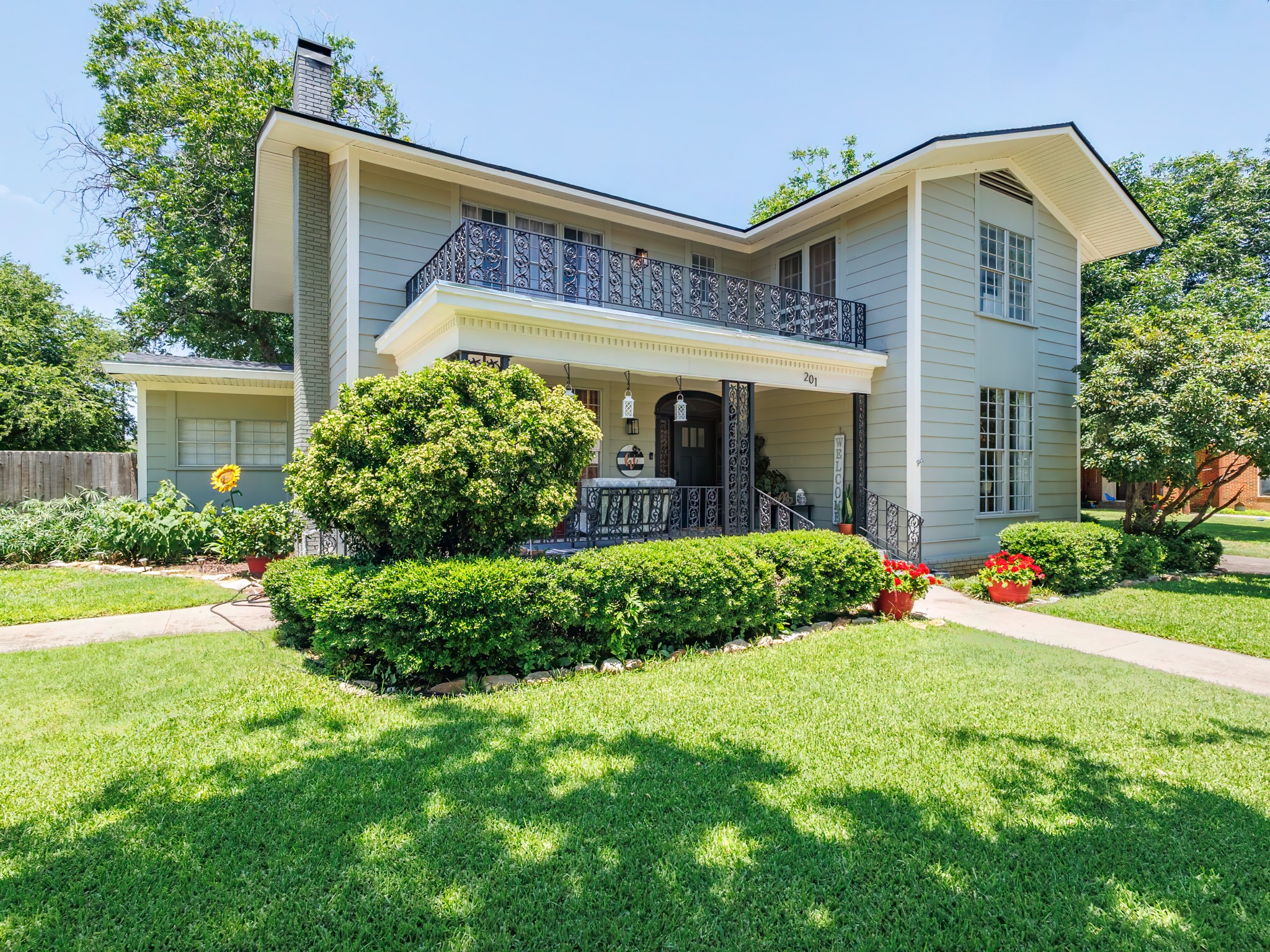 201 N Blanco Coleman TX 76834
