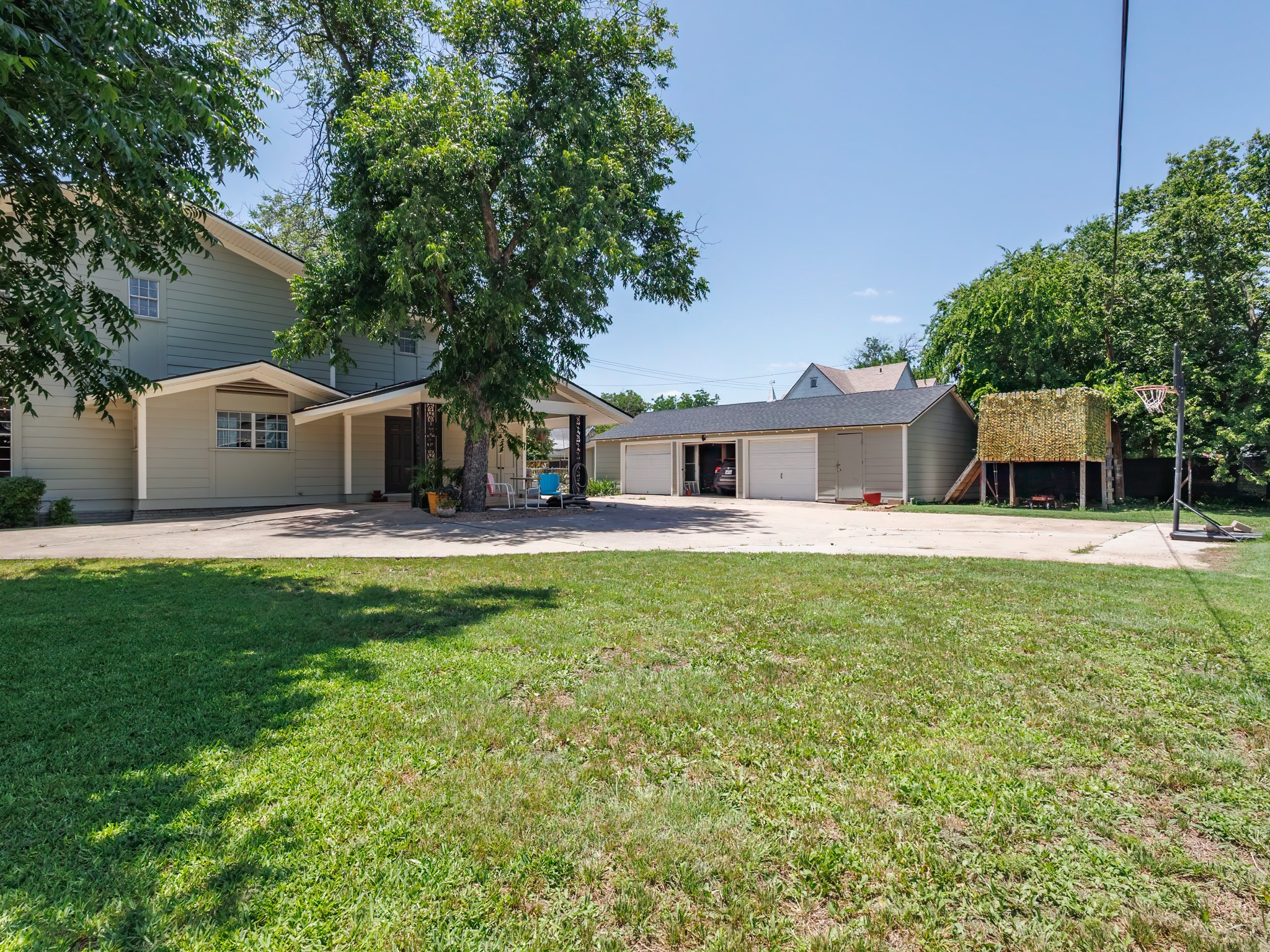 201 N Blanco Coleman TX 76834