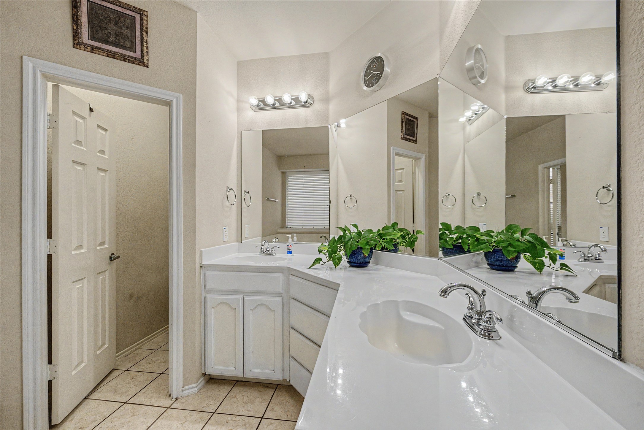 6113 Farrah Drive Fort Worth TX 76131