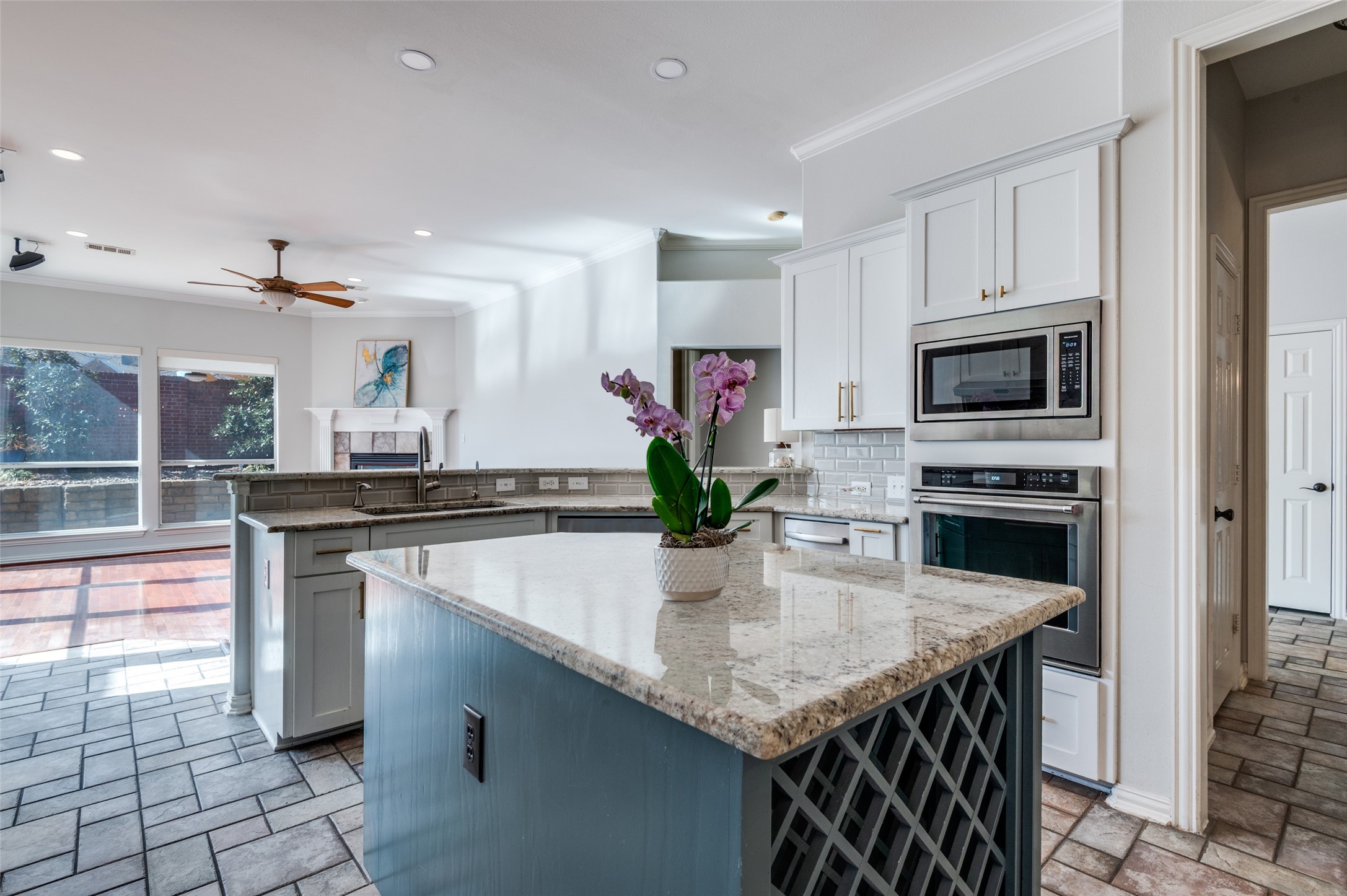 2917 Waterford Drive Irving TX 75063