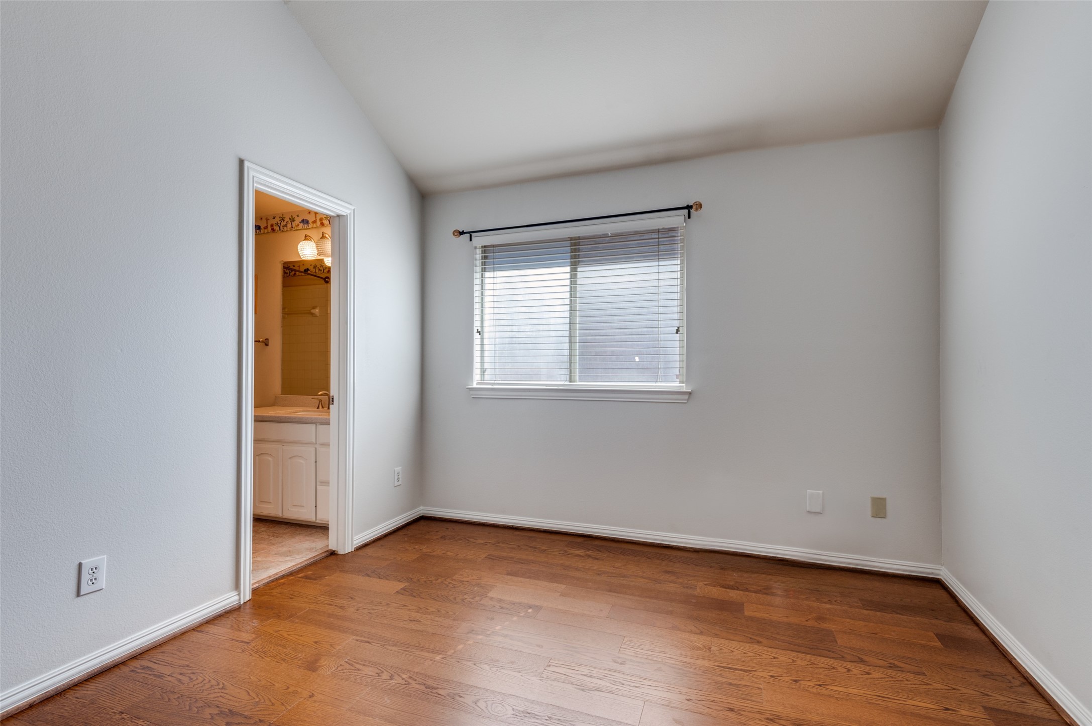 2917 Waterford Drive Irving TX 75063