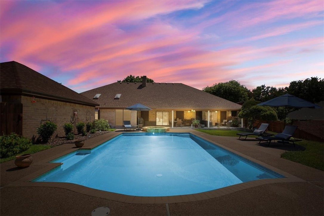13701 Riverview Drive Woodway TX 76712