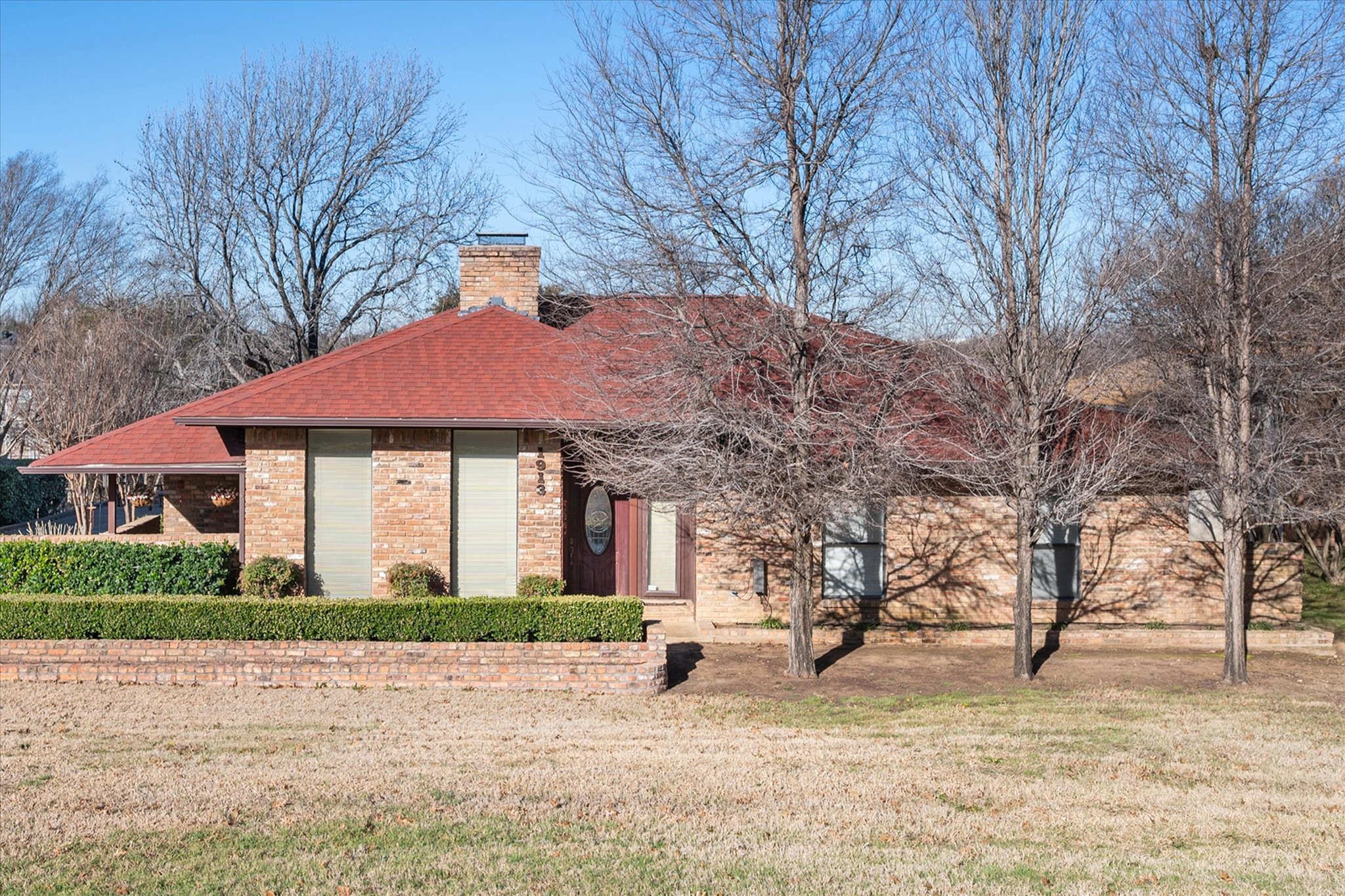 1913 Briarwood Drive Grand Prairie TX 75050