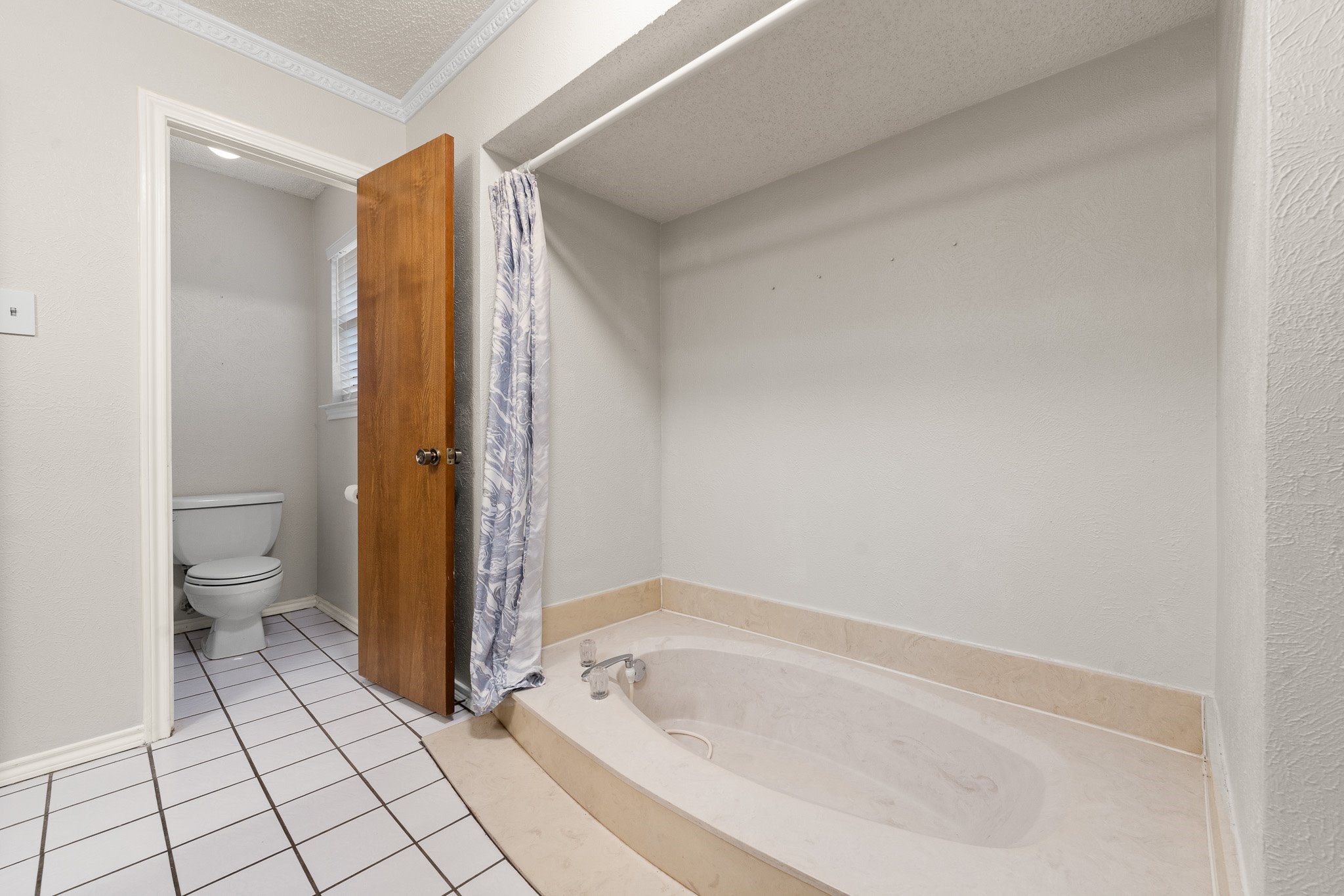 5407 Overridge Drive Arlington TX 76017