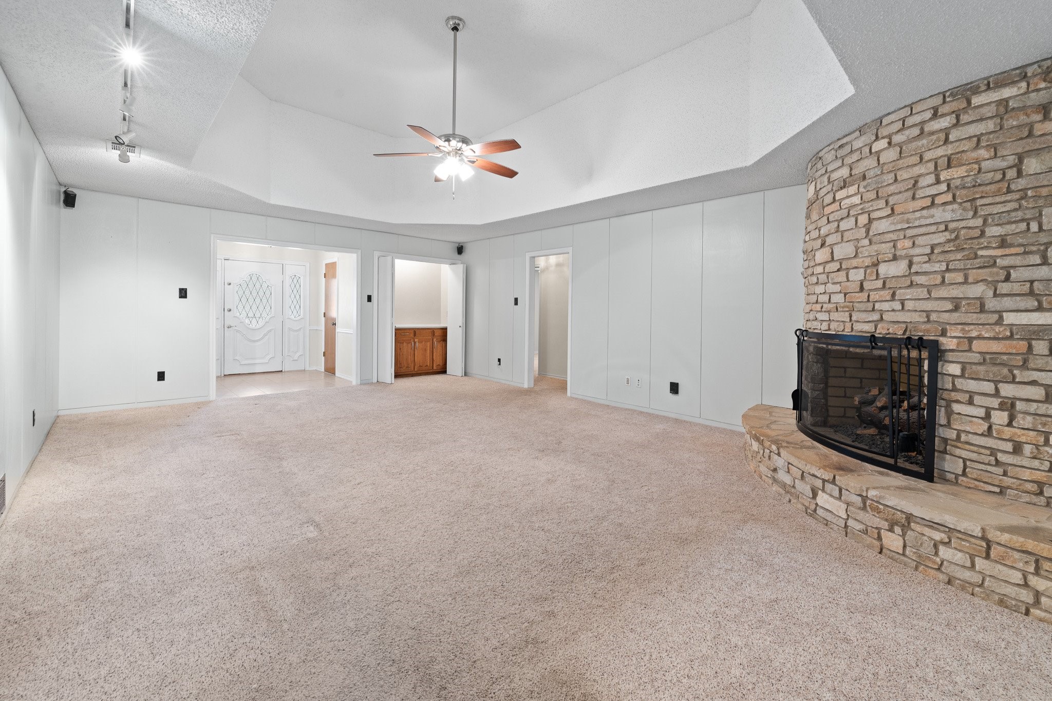 5407 Overridge Drive Arlington TX 76017