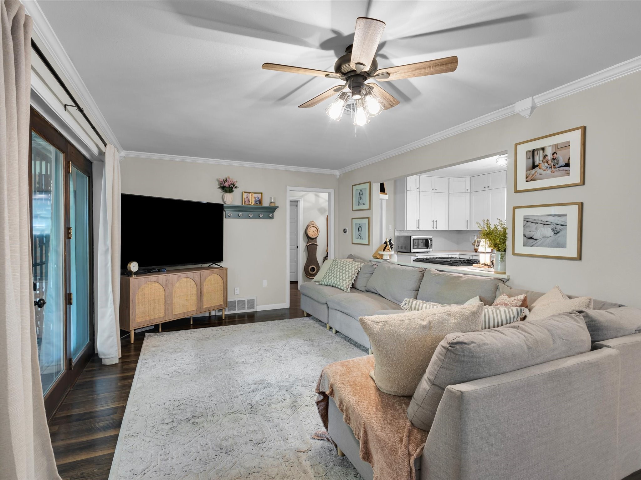 2347 Greenland Drive Dallas TX 75228