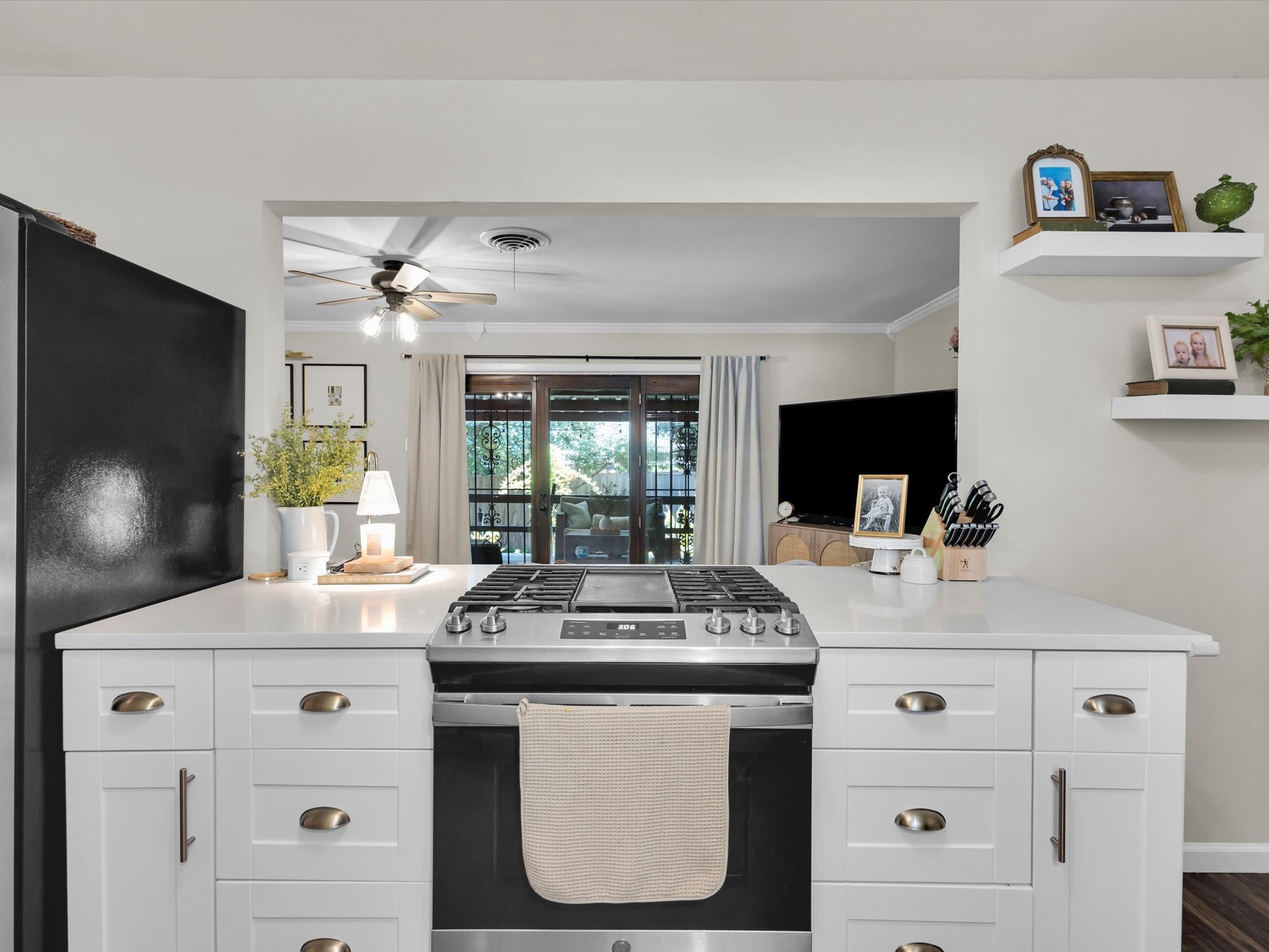 2347 Greenland Drive Dallas TX 75228