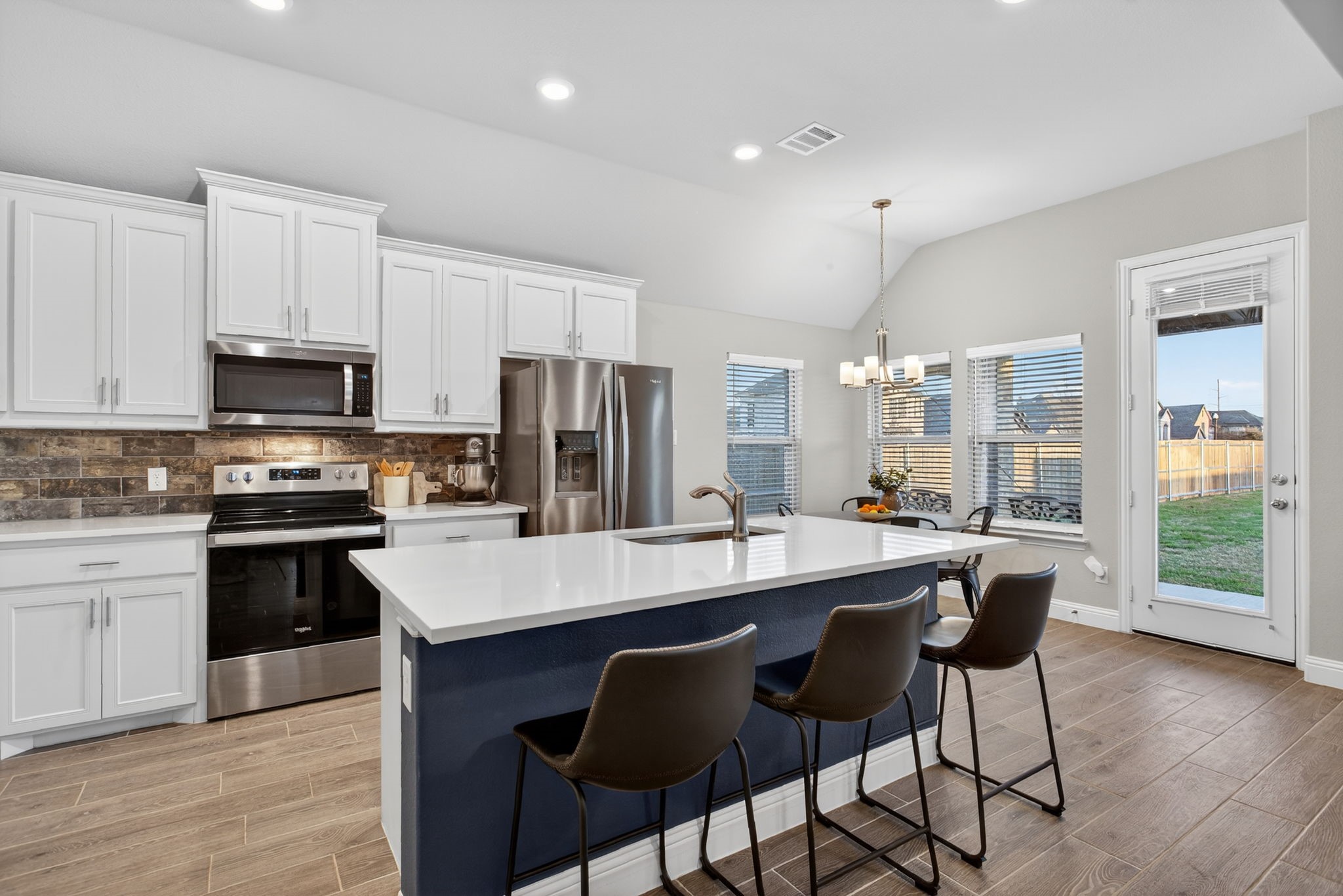 545 Clifton Court Midlothian TX 76065