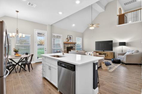 545 Clifton Court Midlothian TX 76065