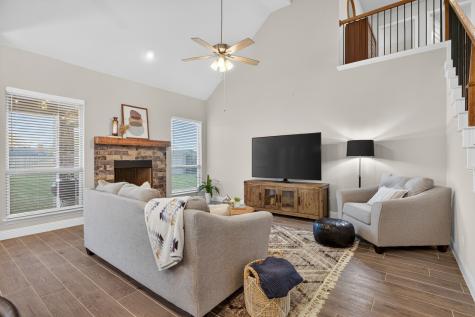 545 Clifton Court Midlothian TX 76065