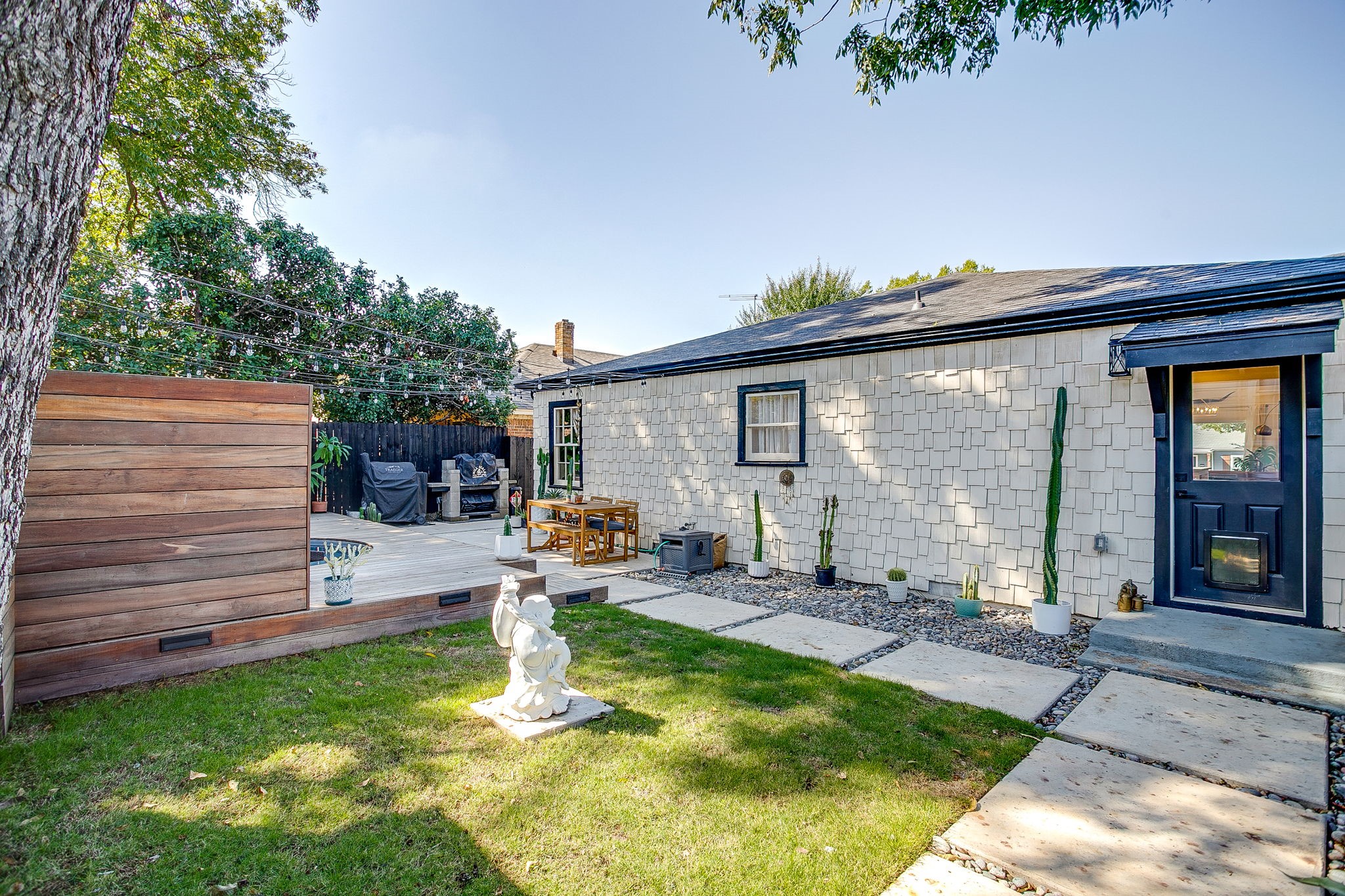 2901 Willing Avenue Fort Worth TX 76110
