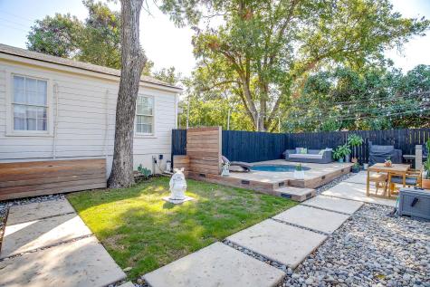 2901 Willing Avenue Fort Worth TX 76110