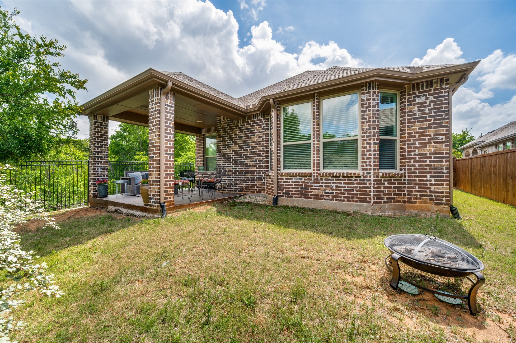 1413 Shire Drive Aubrey TX 76227
