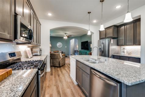 1413 Shire Drive Aubrey TX 76227