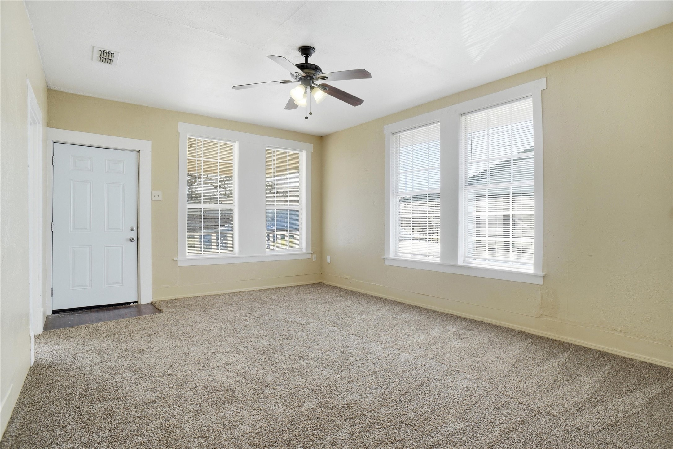 504 Bluebonnet Street Aubrey TX 76227