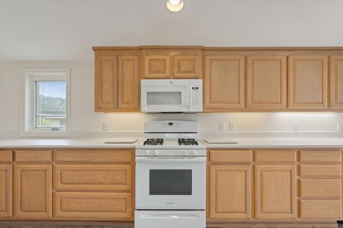 150 County Road 1604 Clifton TX 76634
