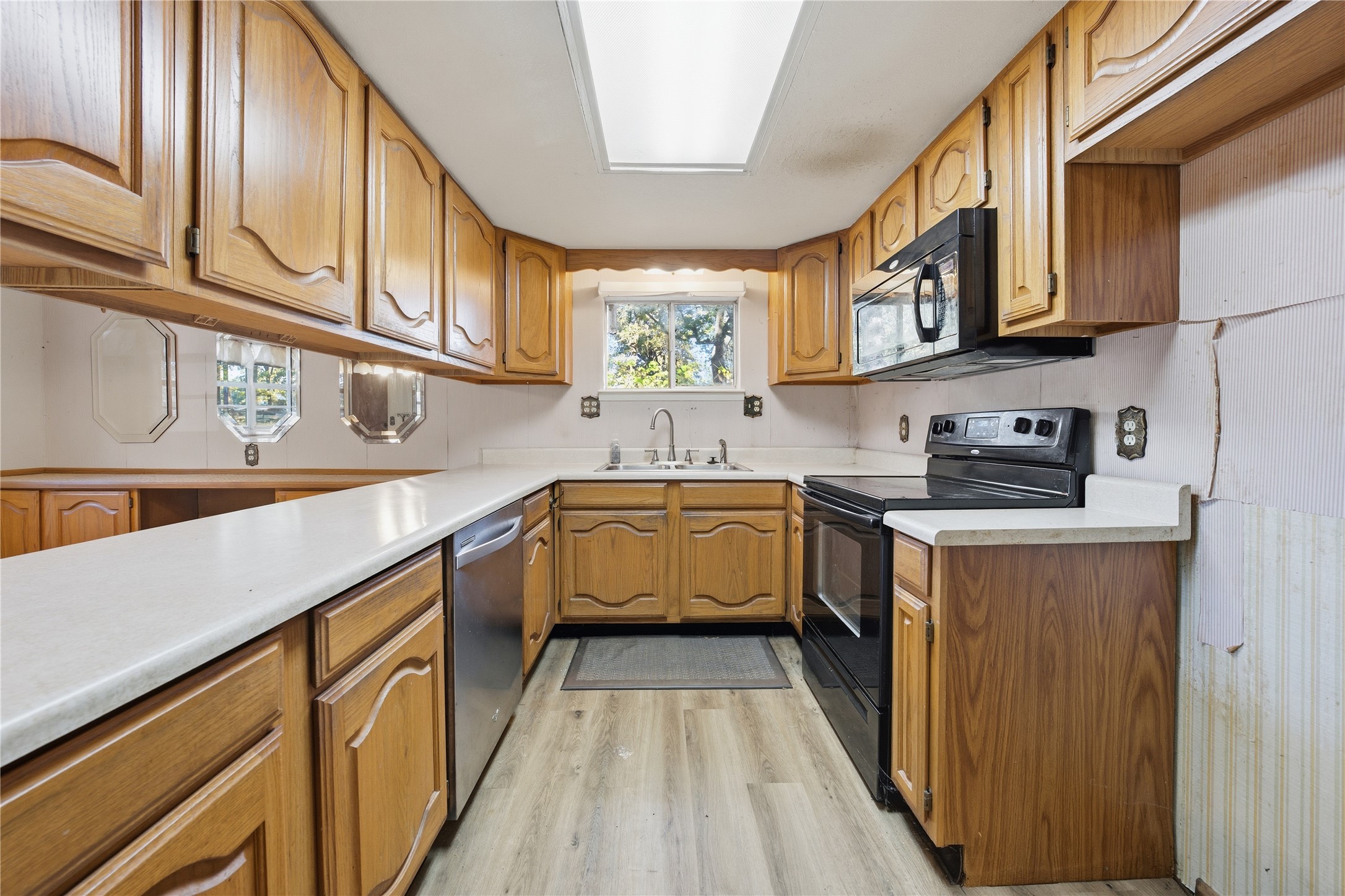 114 Lowe Drive Mabank TX 75156