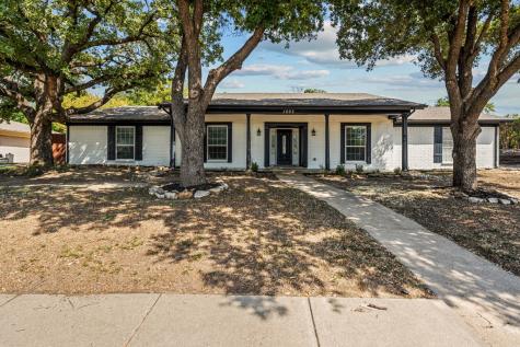 1503 Woodvine Drive Euless TX 76040