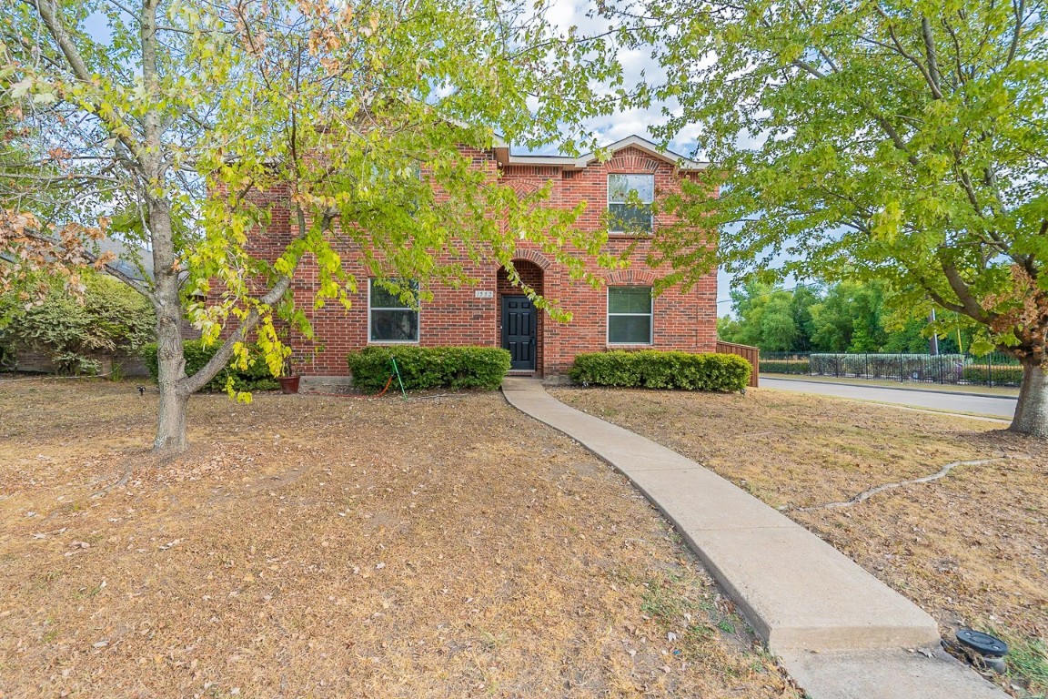 1532 Golden Grass Drive Lancaster TX 75134