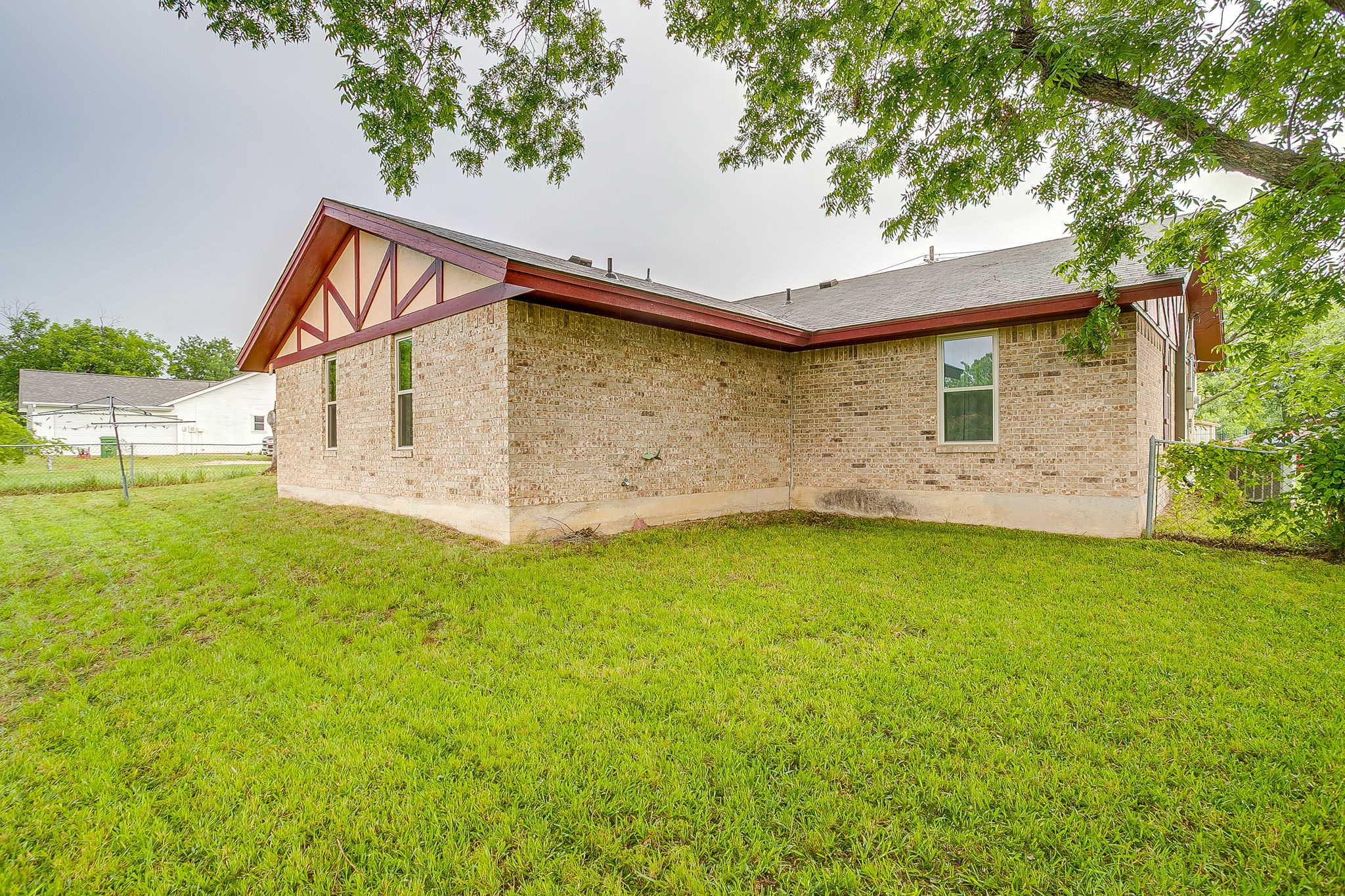 709 N Avenue B Springtown TX 76082