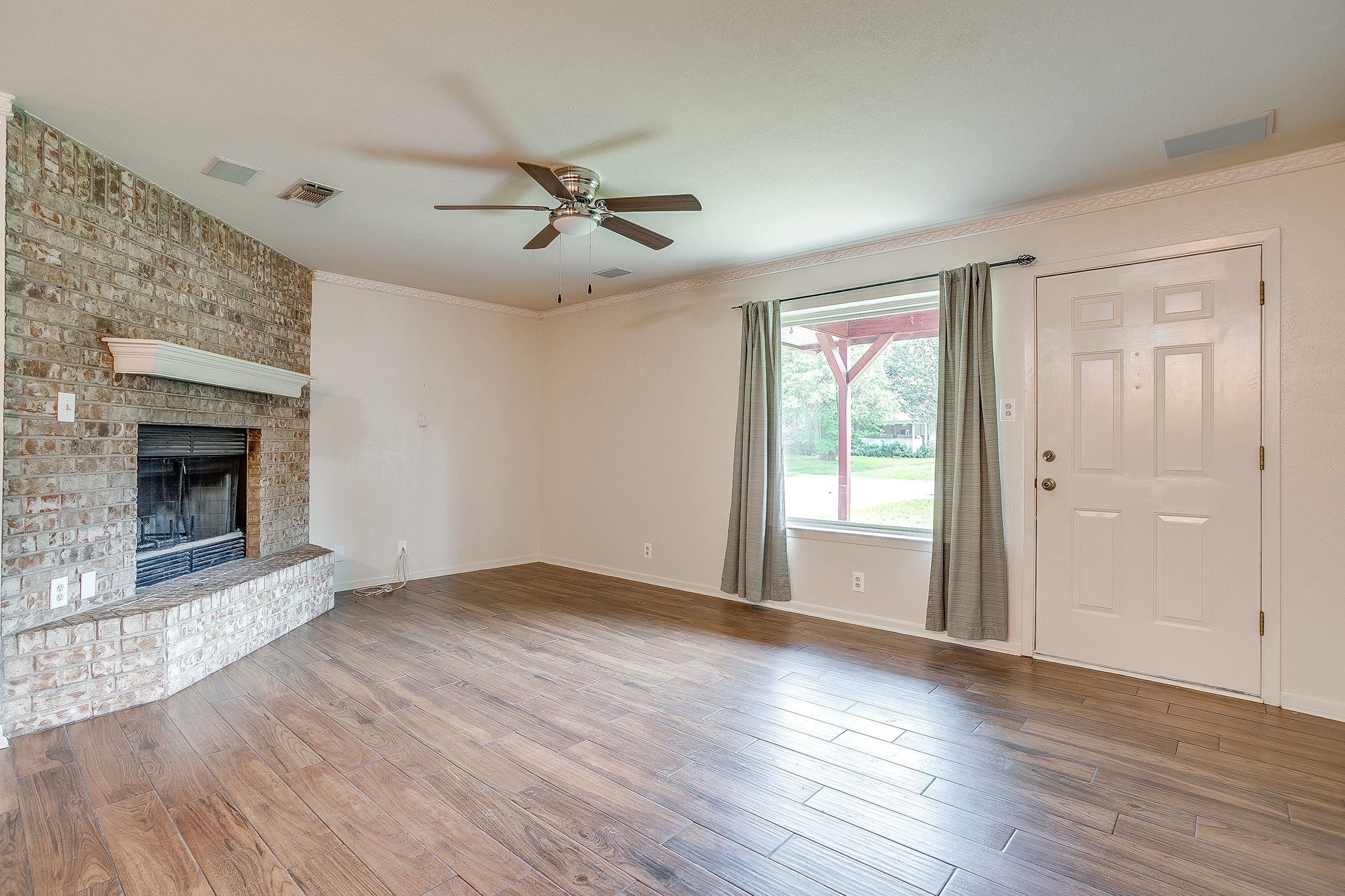 709 N Avenue B Springtown TX 76082