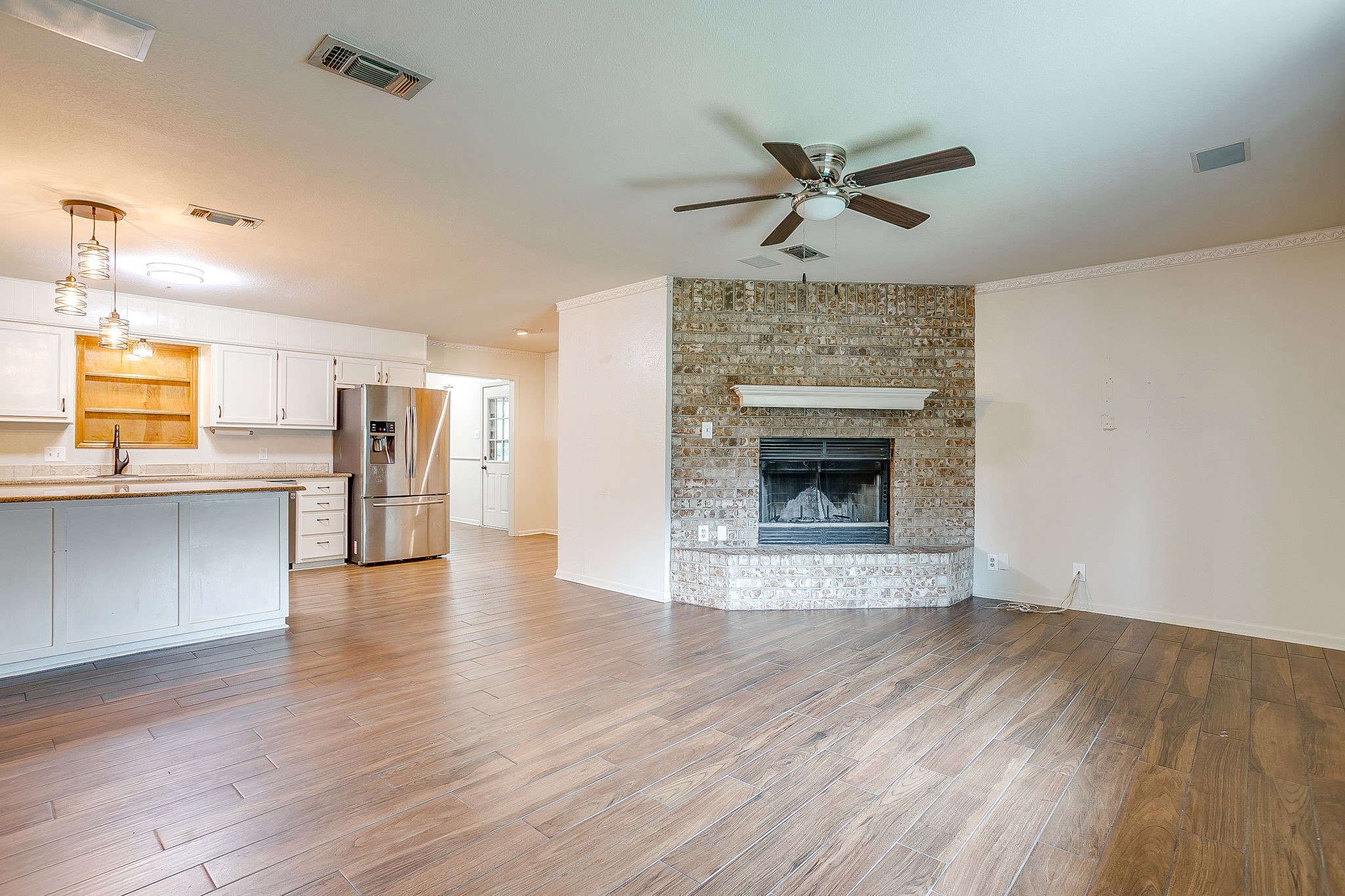 709 N Avenue B Springtown TX 76082