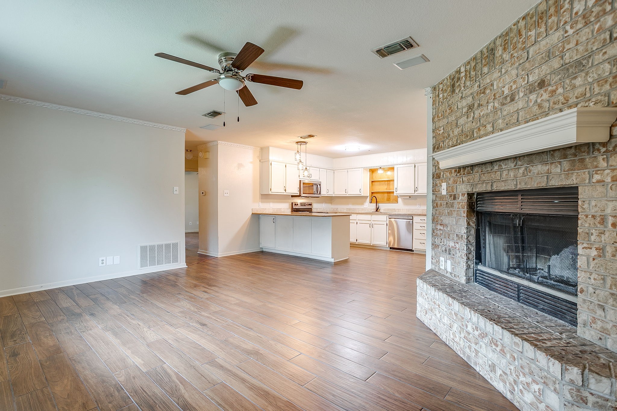 709 N Avenue B Springtown TX 76082