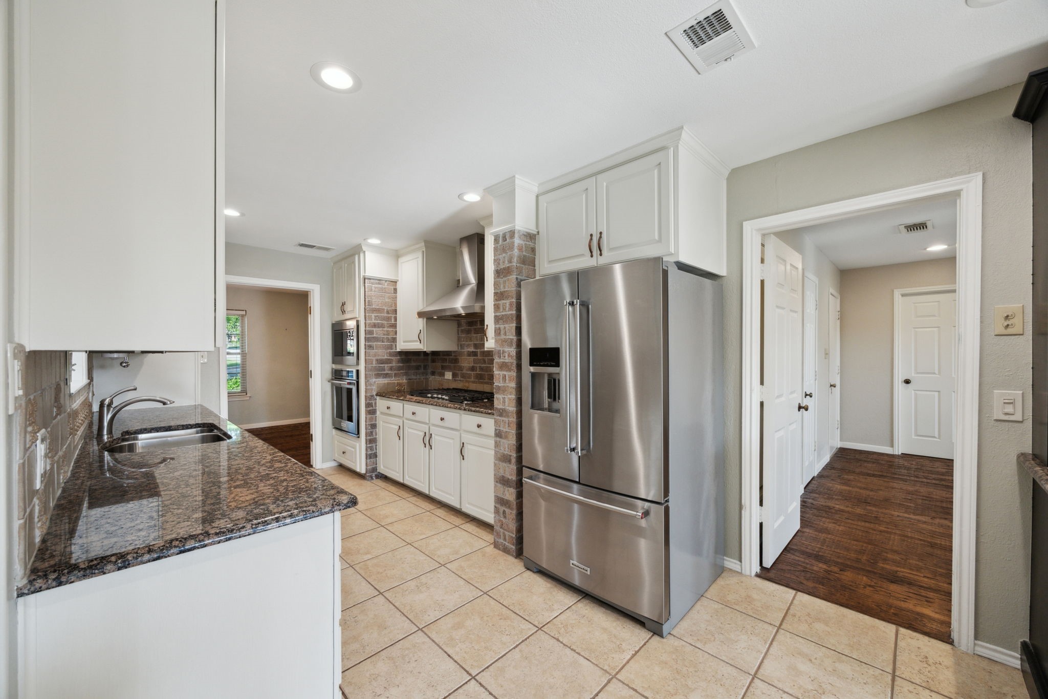 1316 Hardage Lane Colleyville TX 76034