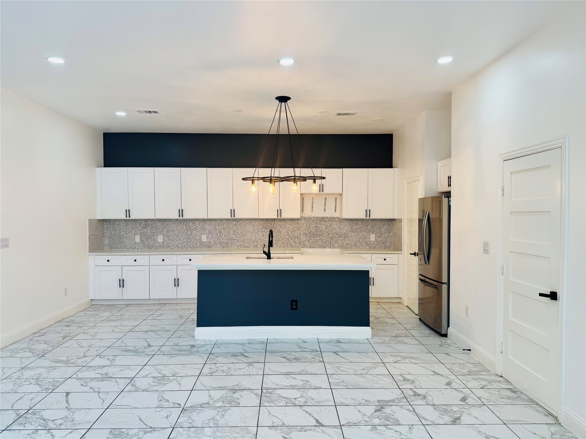 2902 Jim Street Dallas TX 75212