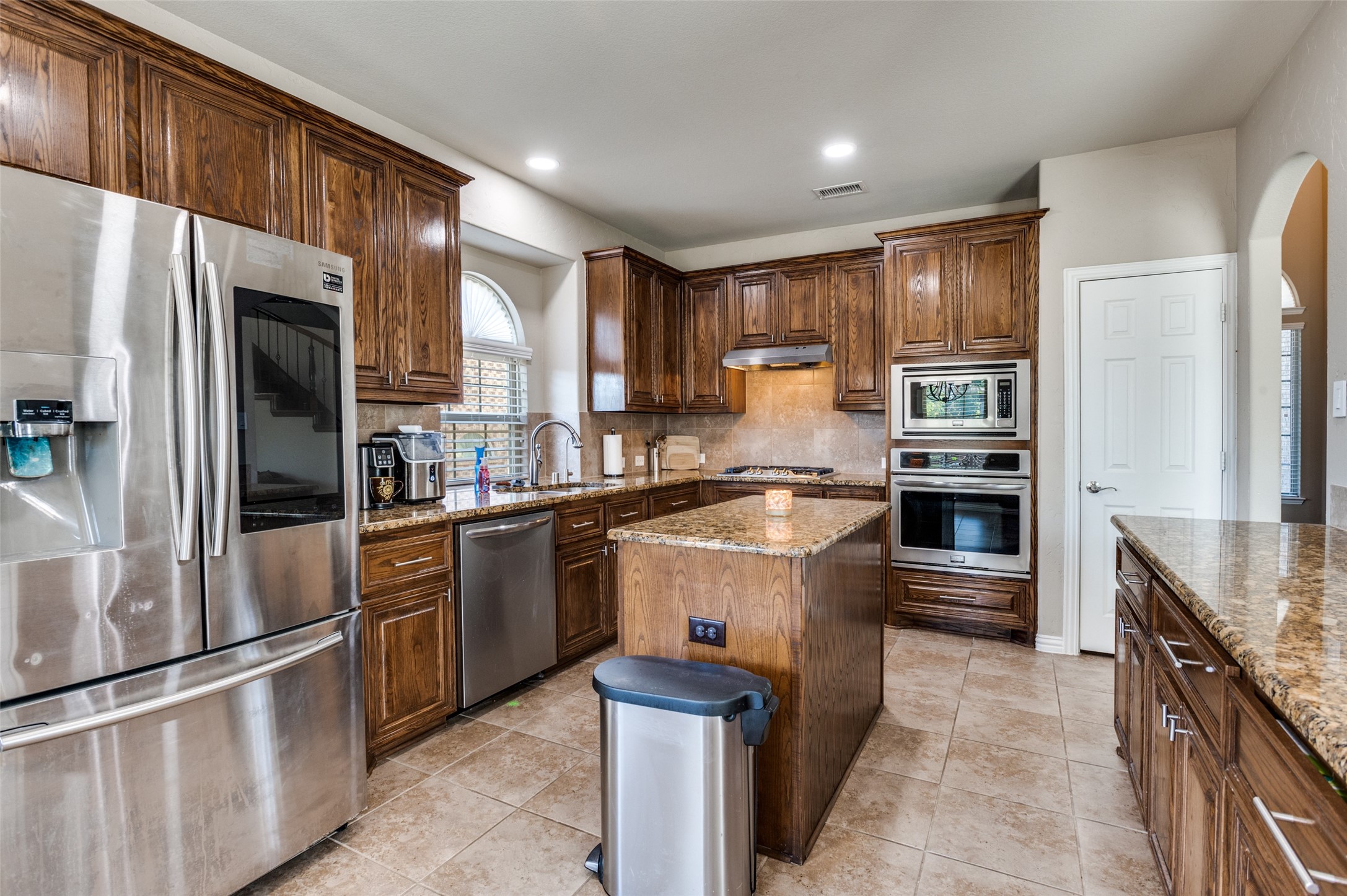 1840 River Run Drive Desoto TX 75115