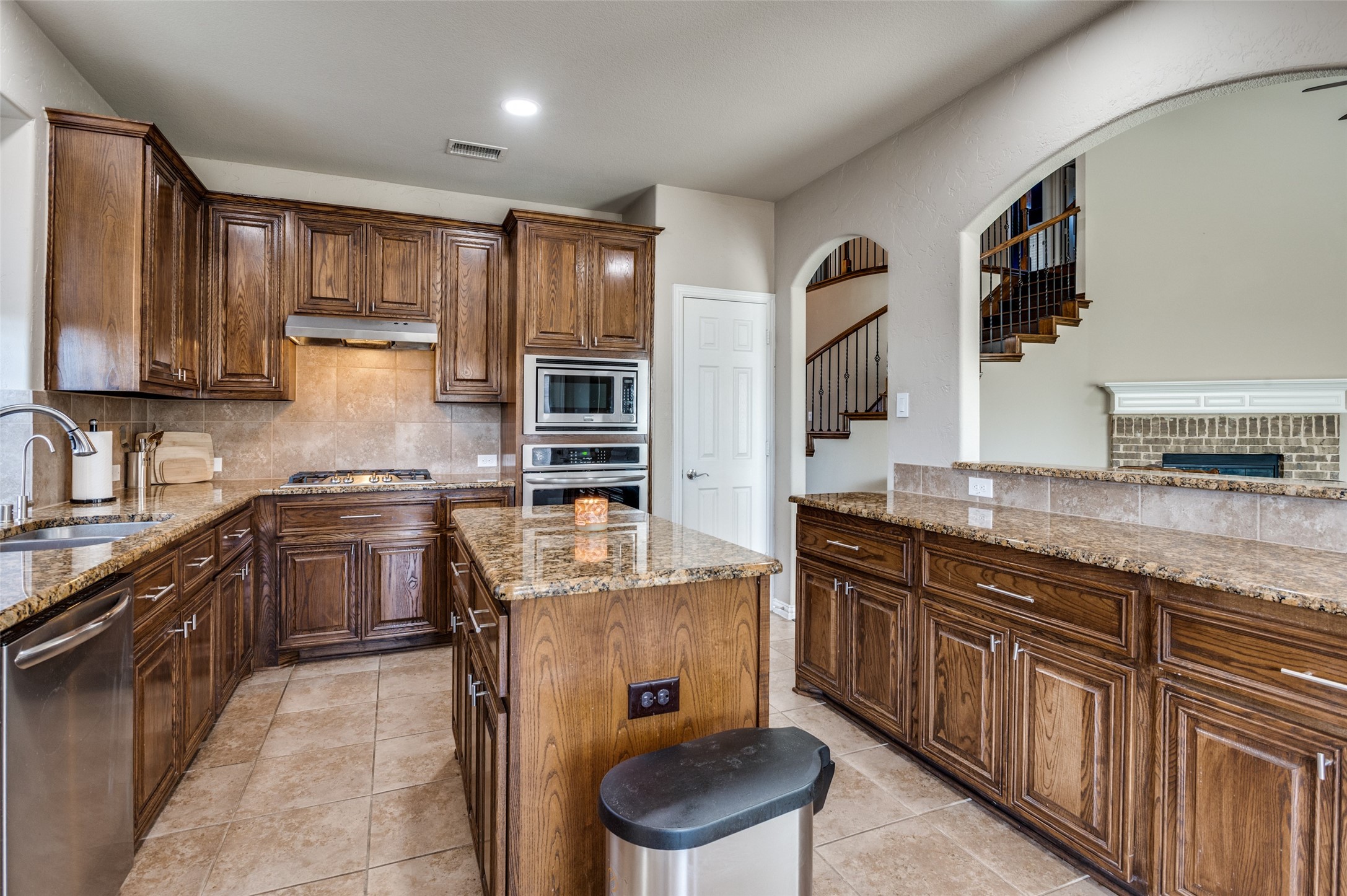 1840 River Run Drive Desoto TX 75115