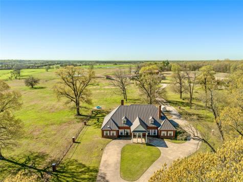 119 County Road 2380 Bagwell TX 75412