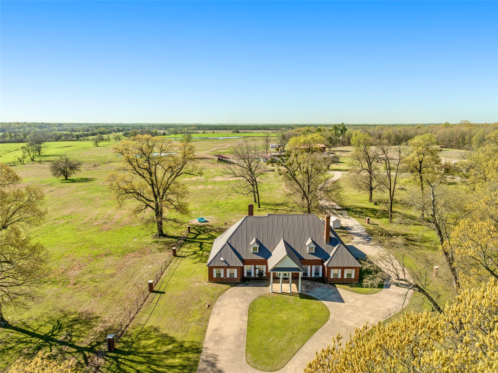119 County Road 2380 Bagwell TX 75412