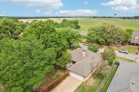 1003 Meridith Drive Terrell TX 75160