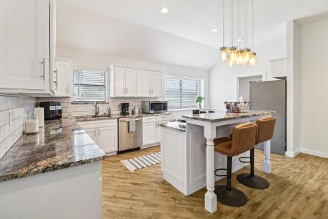 1003 Meridith Drive Terrell TX 75160