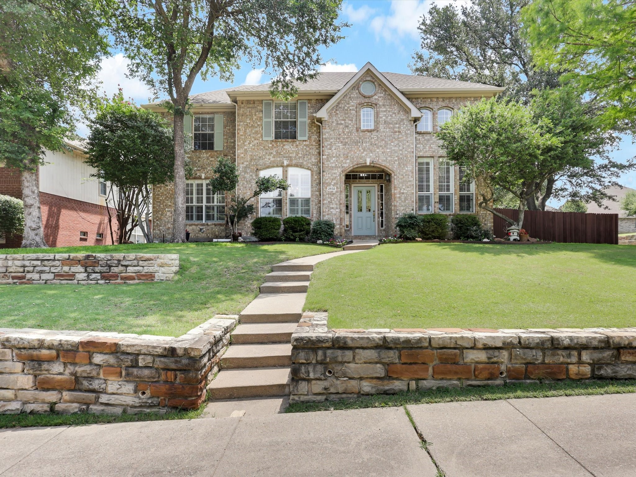 2832 Lincolnshire Drive Richardson TX 75082