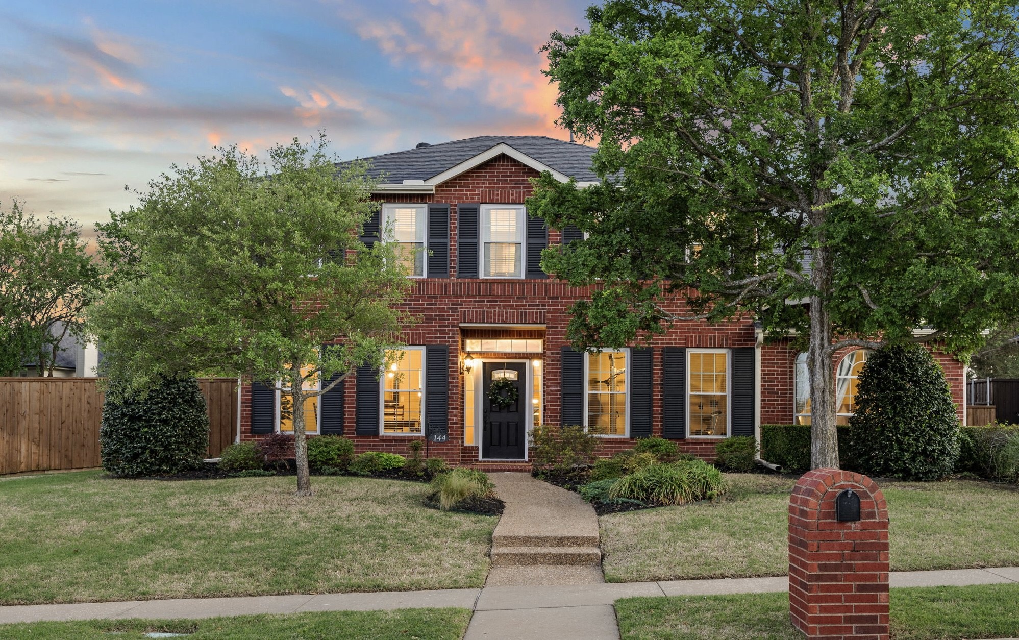 144 Oxford Drive Heath TX 75032