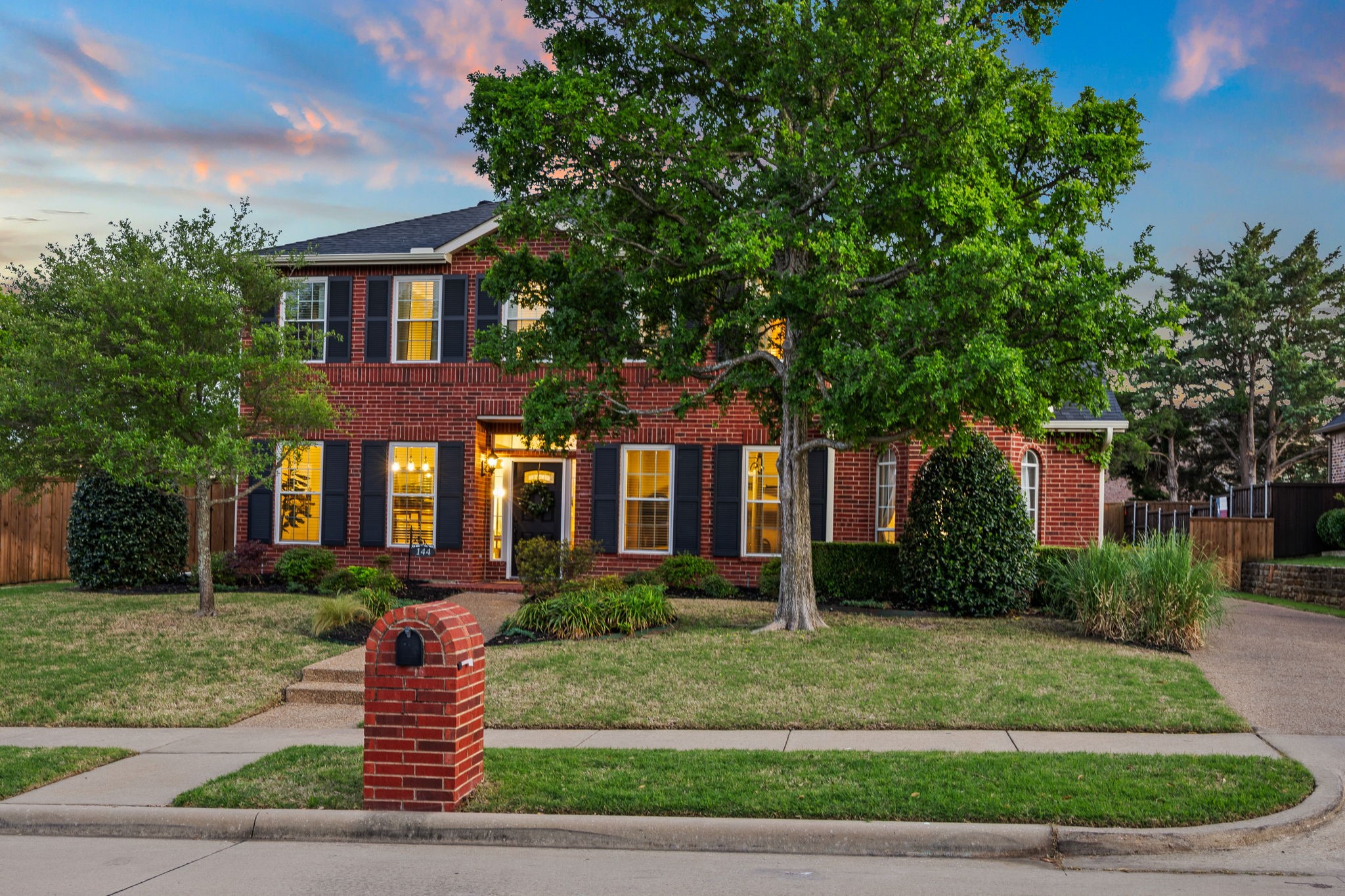 144 Oxford Drive Heath TX 75032