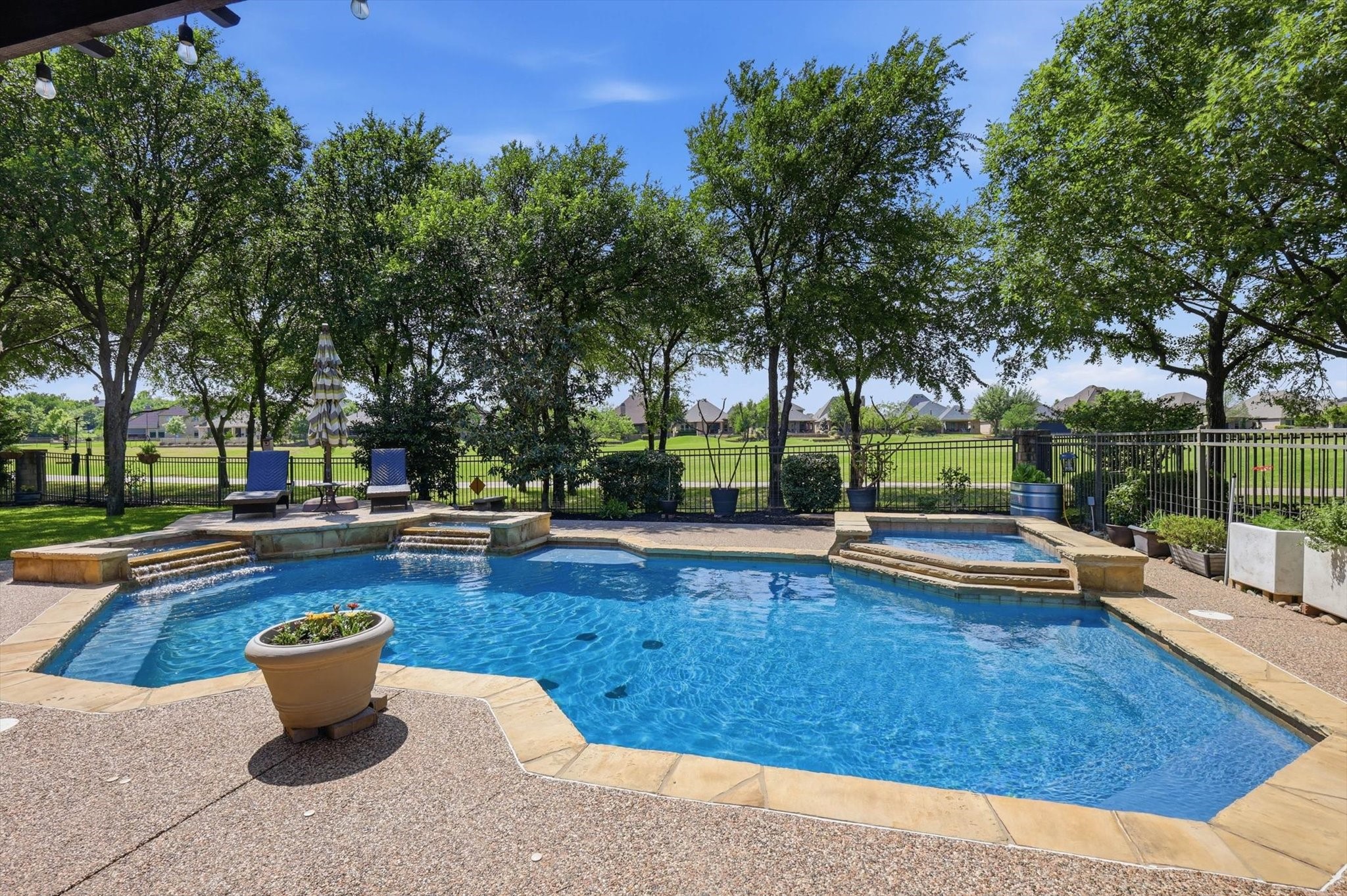 8980 Crockett Drive Lantana TX 76226