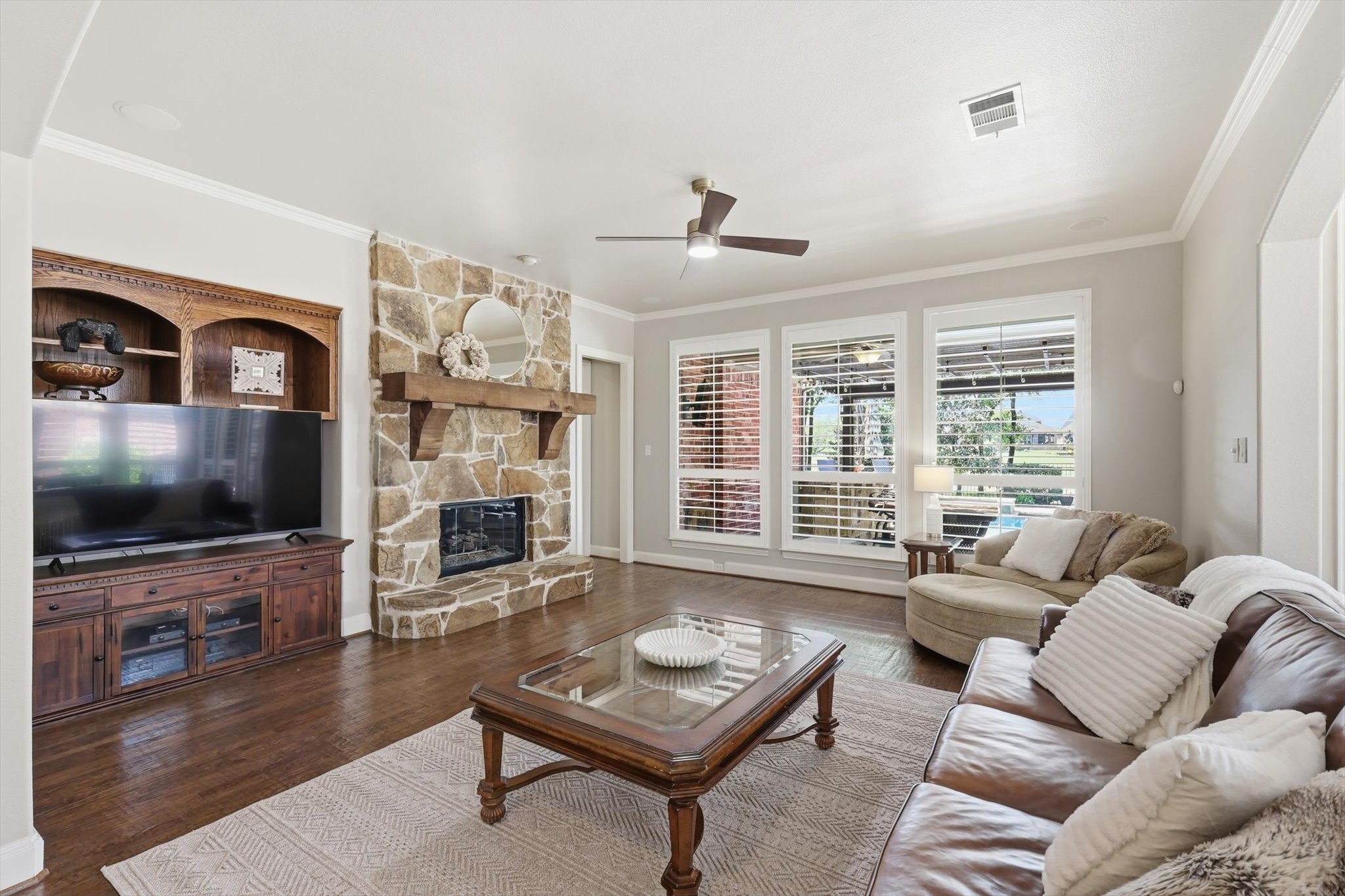 8980 Crockett Drive Lantana TX 76226