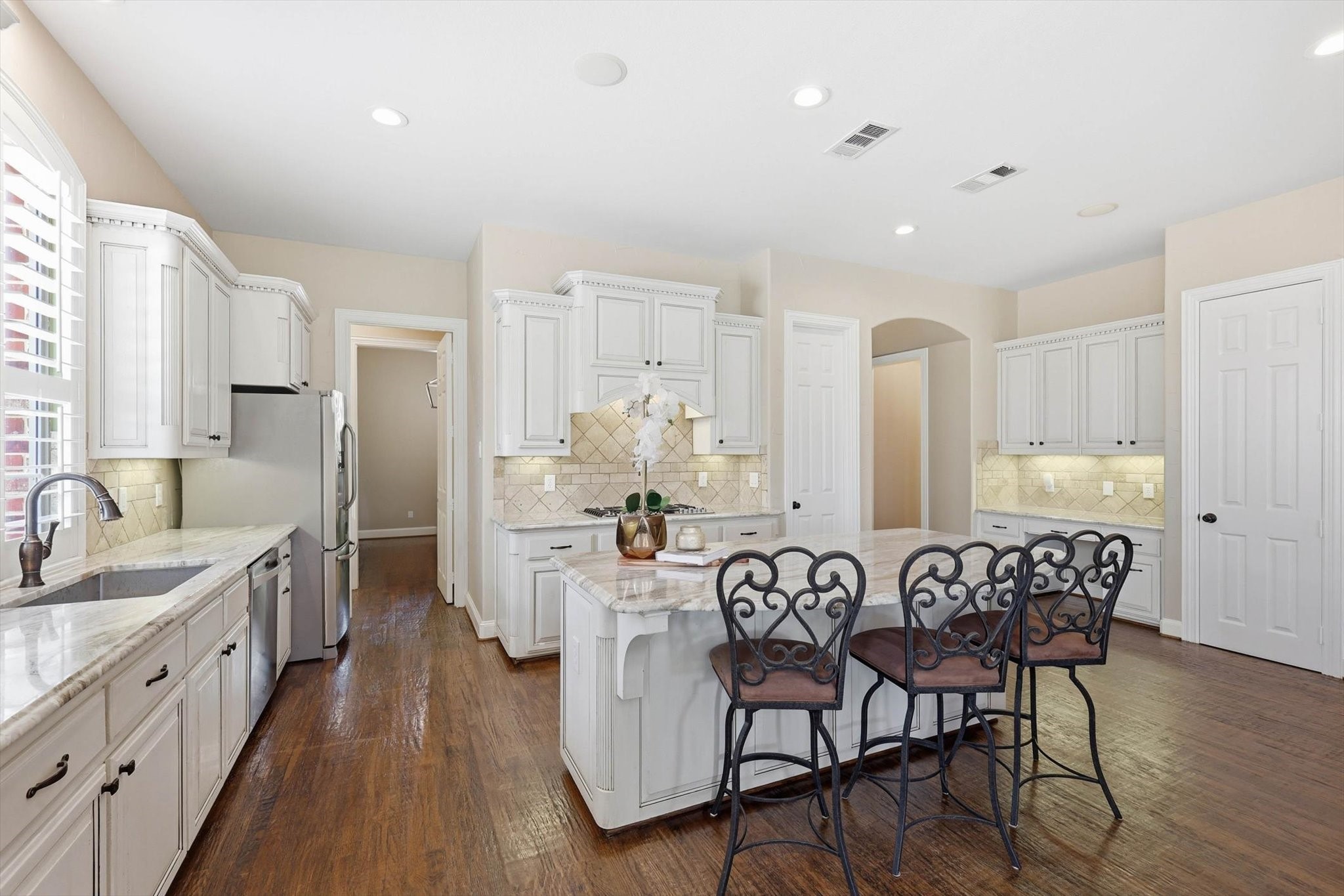 8980 Crockett Drive Lantana TX 76226
