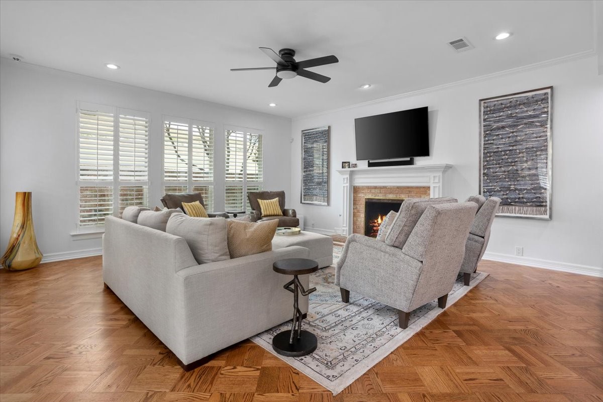 804 Roaring Springs Road Fort Worth TX 76114