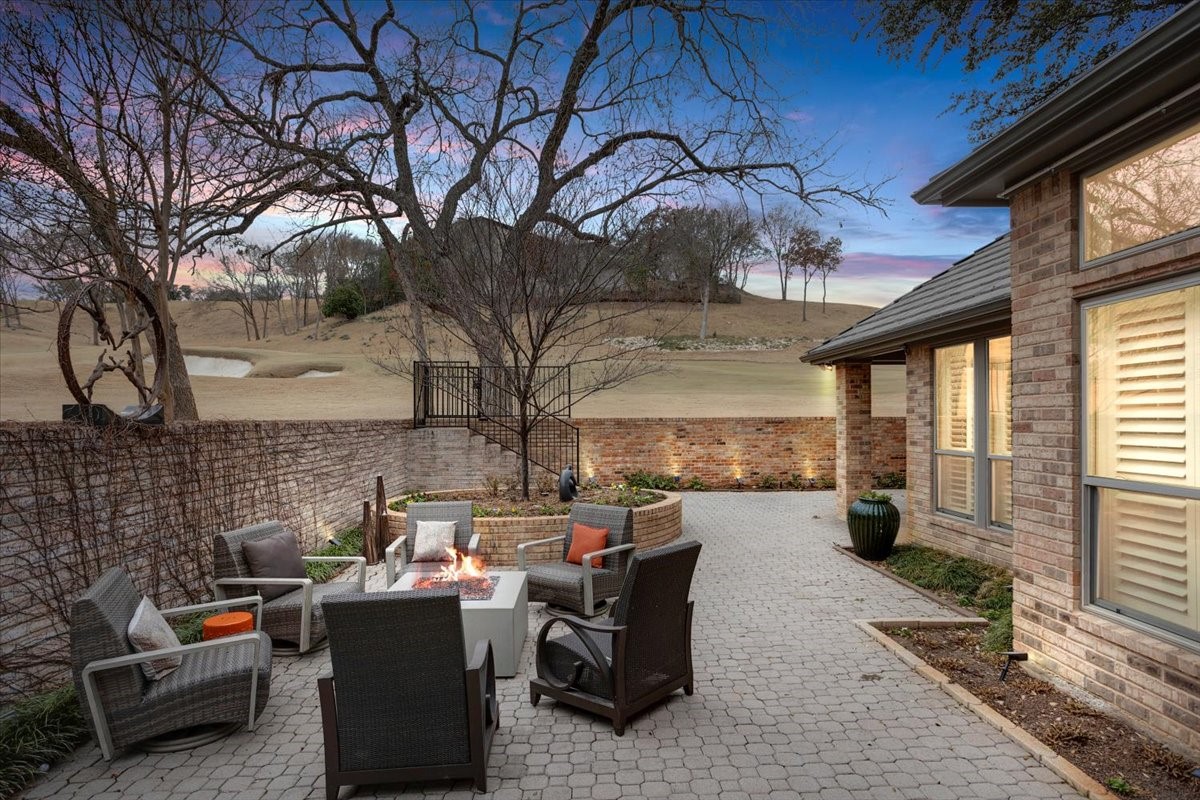 804 Roaring Springs Road Fort Worth TX 76114