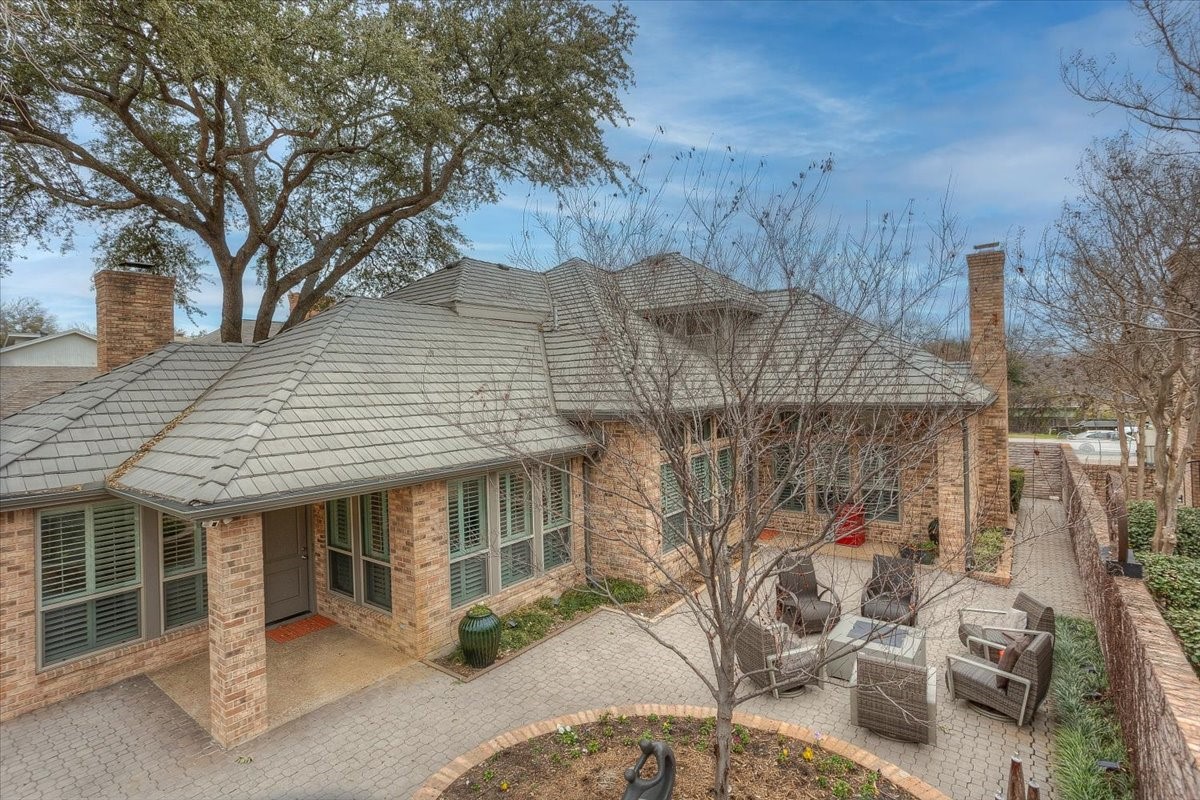 804 Roaring Springs Road Fort Worth TX 76114