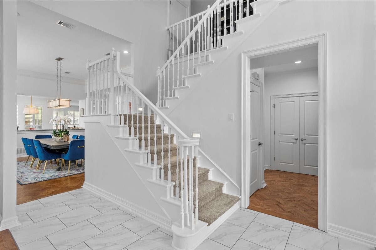 804 Roaring Springs Road Fort Worth TX 76114