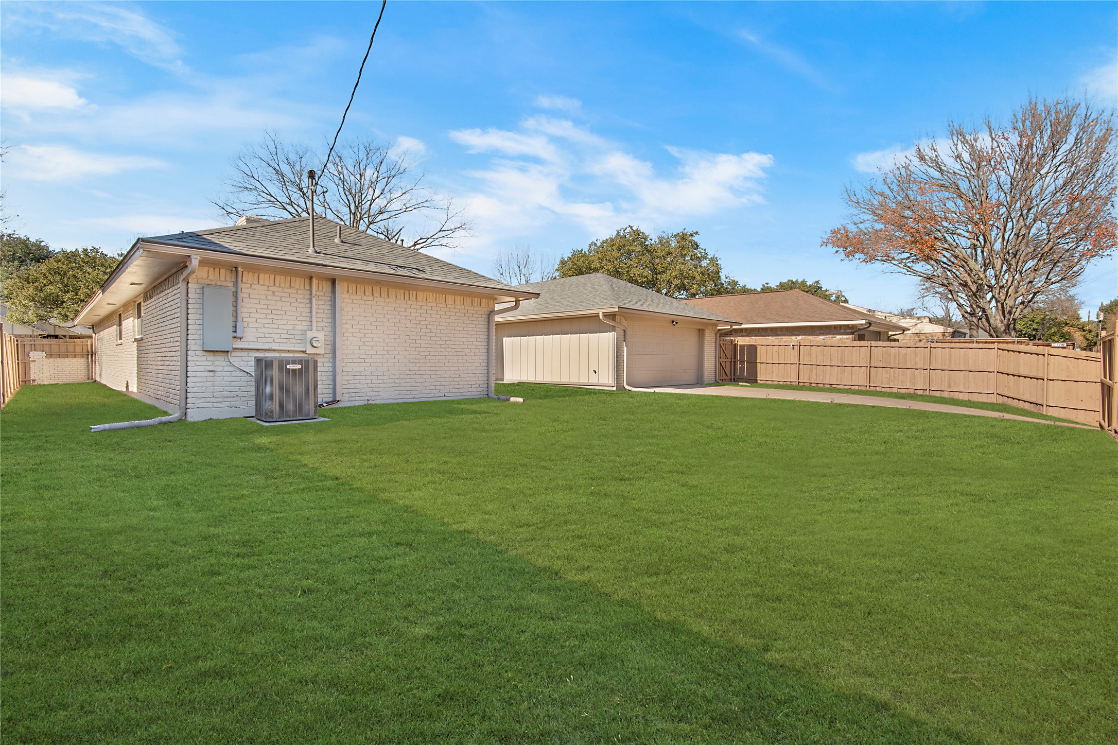 7220 Claybrook Drive Dallas TX 75231