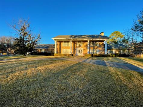 401 Eagle Drive Bedford TX 76021