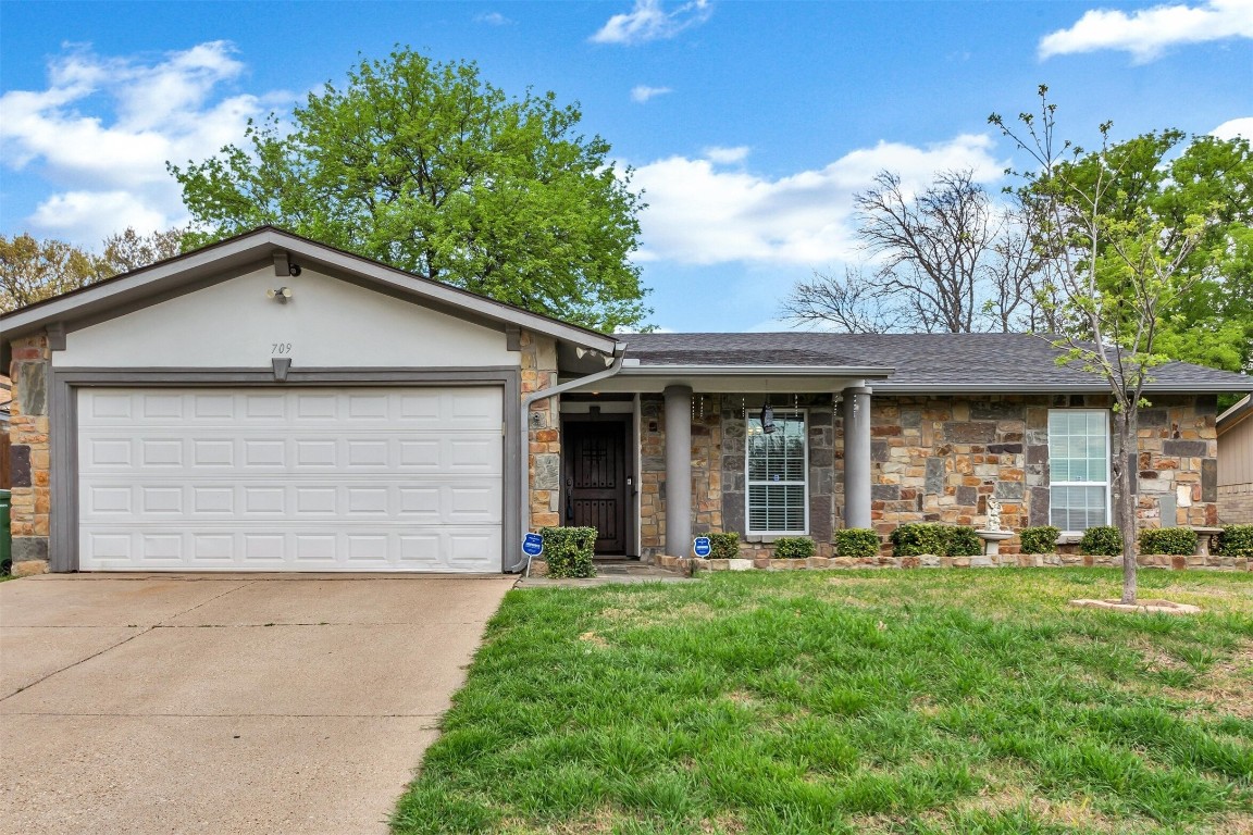 709 Salem Drive Arlington TX 76014