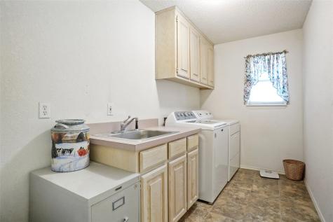 1116 Shadow Ridge Drive Azle TX 76020