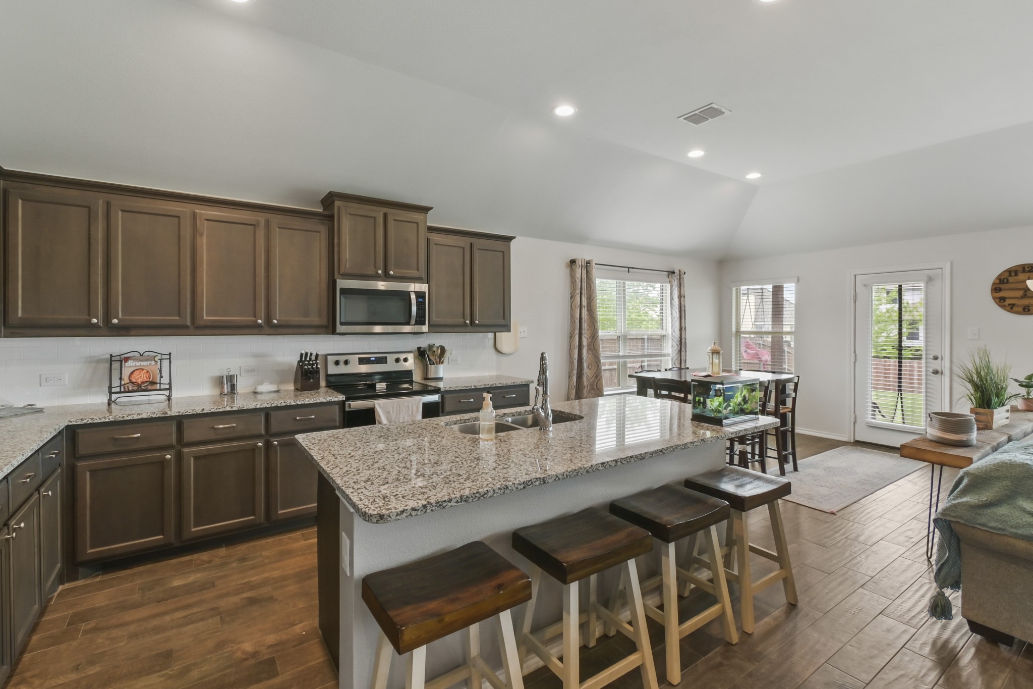 602 Ridge View Way Justin TX 76247